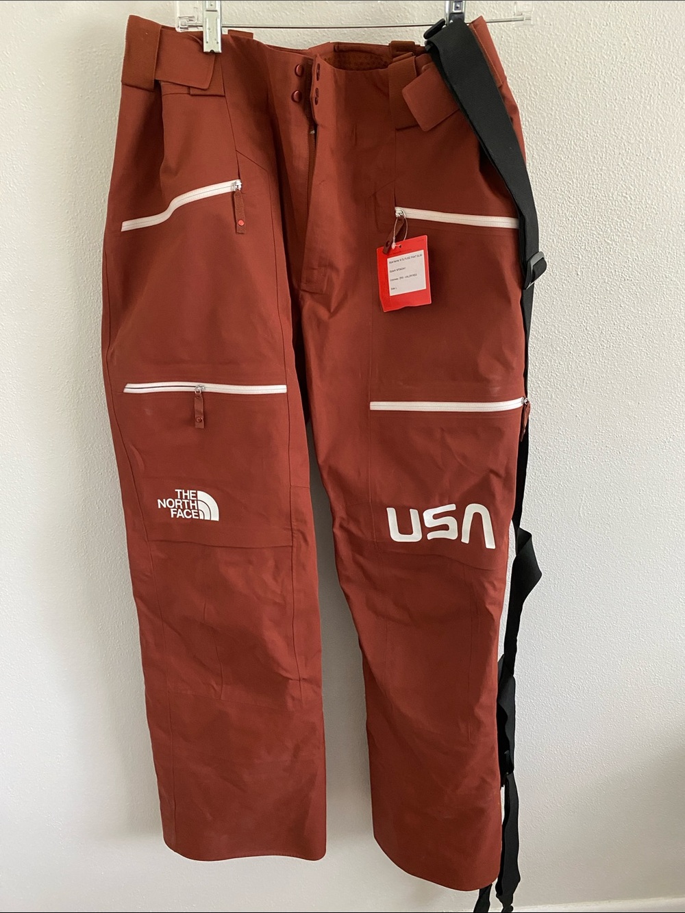The North Face Men’s Rust Red USN Ski Cargo Pants